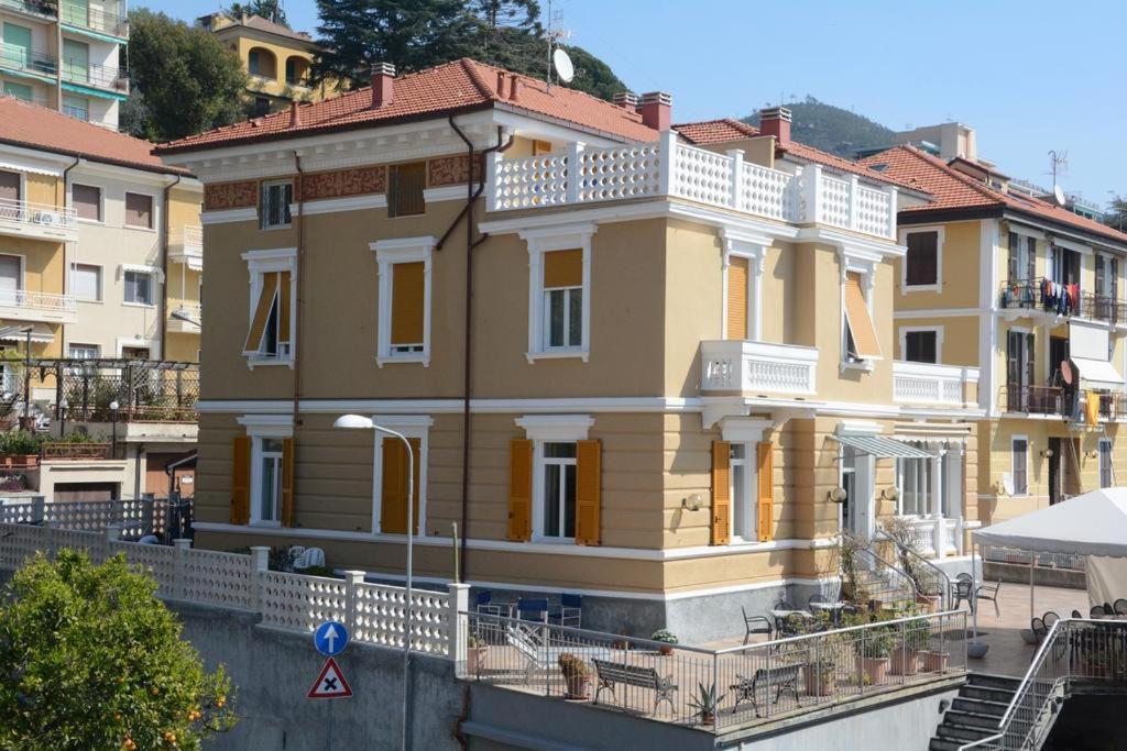 Hotel Ines Varazze Exterior photo